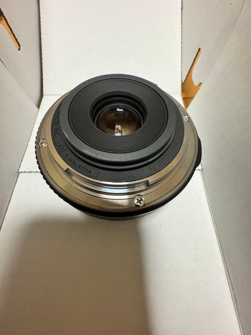 EFS 24mm f/2.8 STM Canon キヤノン　単焦点レンズ