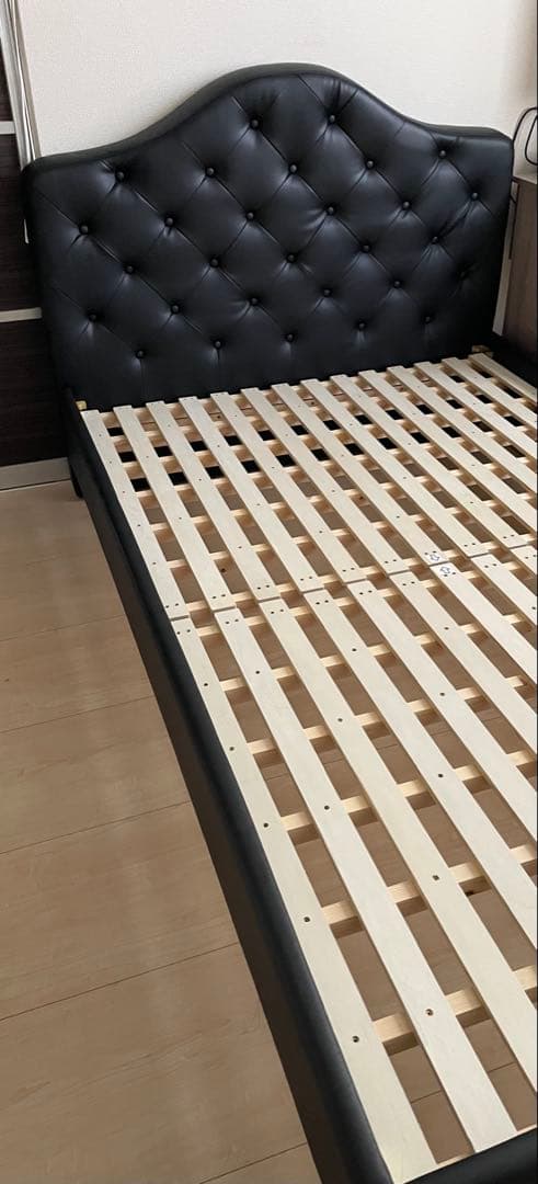 新入り　ベッドフレーム　セミダブル　ハイバック　アンティーク