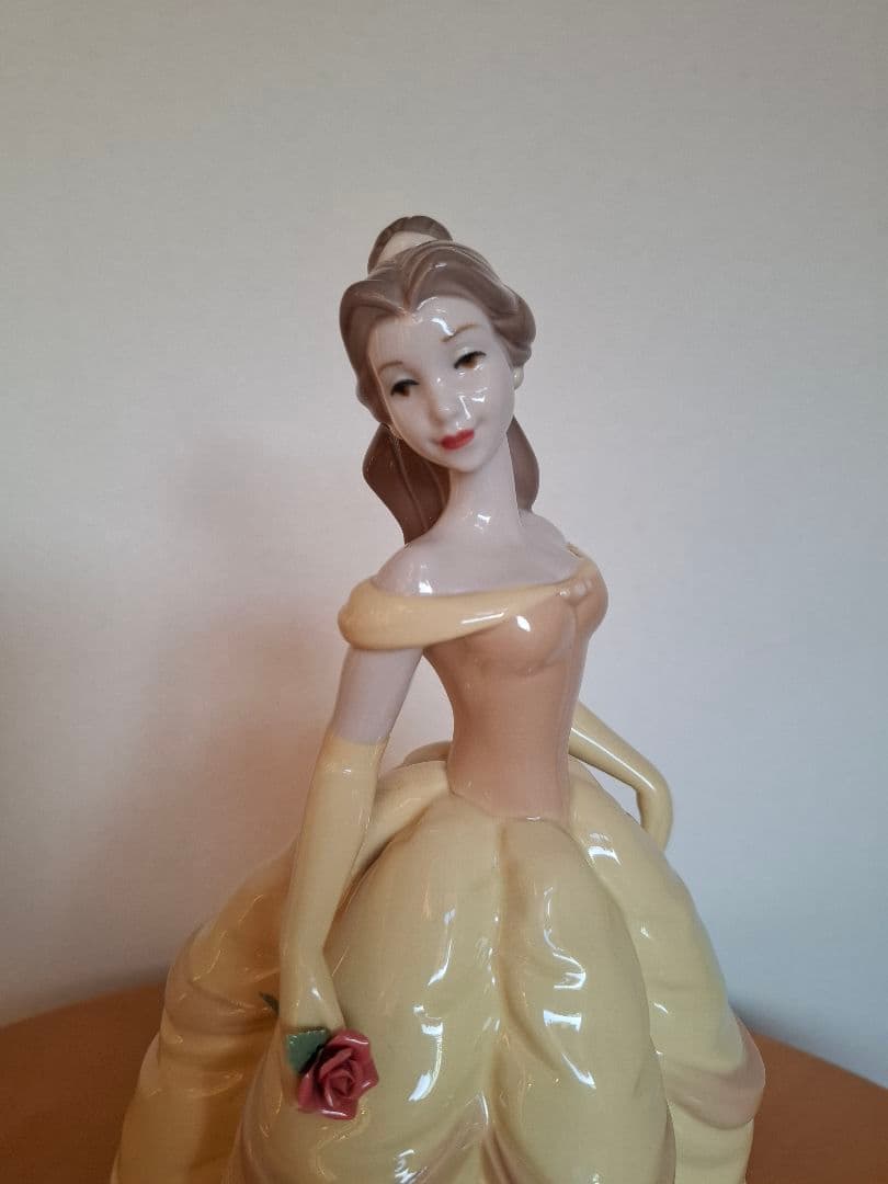 リヤドロ〈NAO〉　ディズニー　美女と野獣　ベル