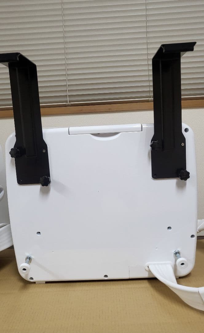 コイズミ　ラクール　車中泊　キャンプ　クーラー