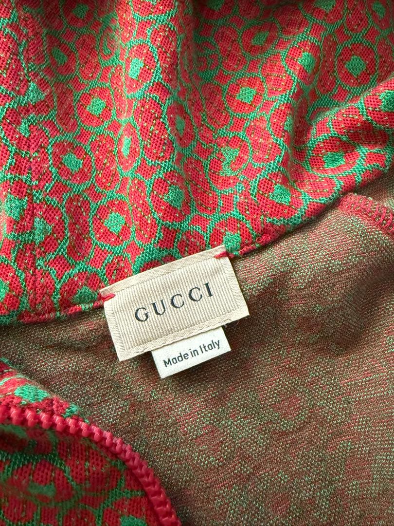 ♡GUCCI♡超美品！ロゴスウェットパーカー