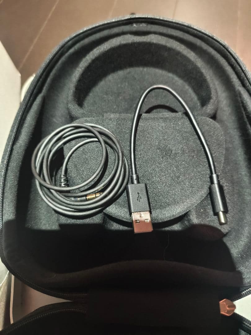 ほぼ未使用　SONY WH-1000XM5