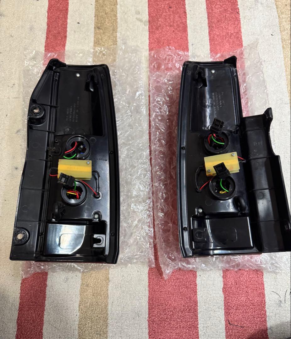 綺麗 レア品 ジムニー JB23 ダズフェローズ テールランプ テール