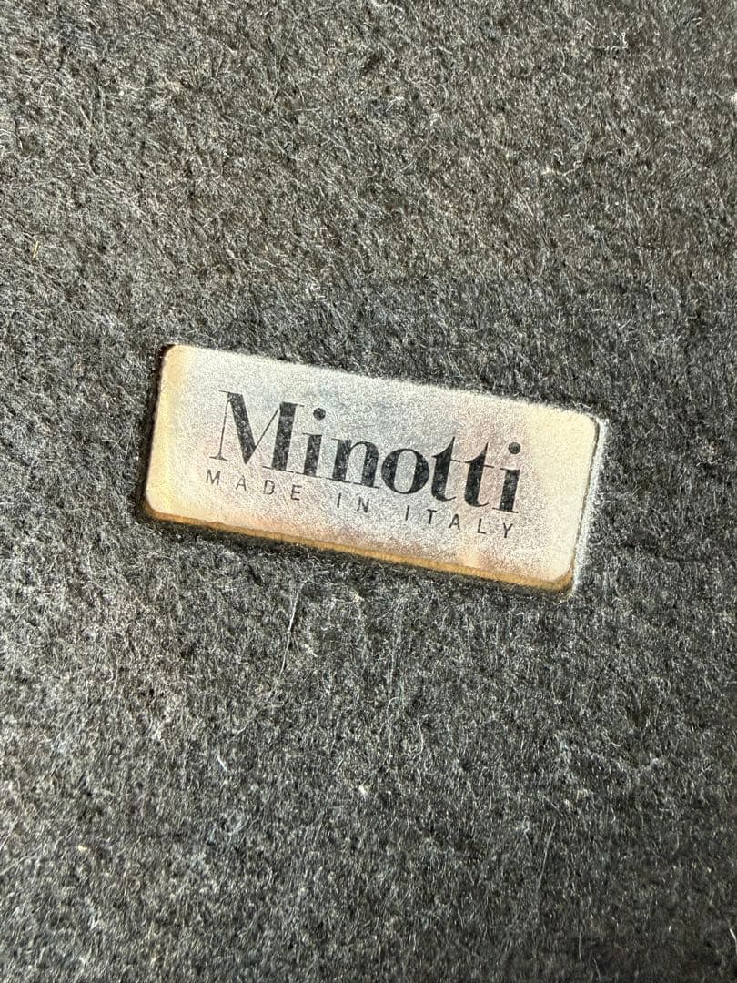 【Minotti】 ミノッティコーヒーテーブルサイドテーブル　イタリア