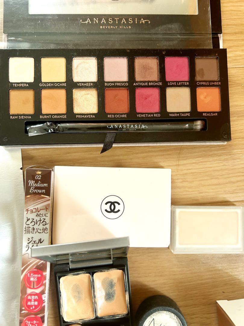 ☆コスメ まとめ売り☆デパコスリップ多め、クッションファンデ　希少限定品あり！