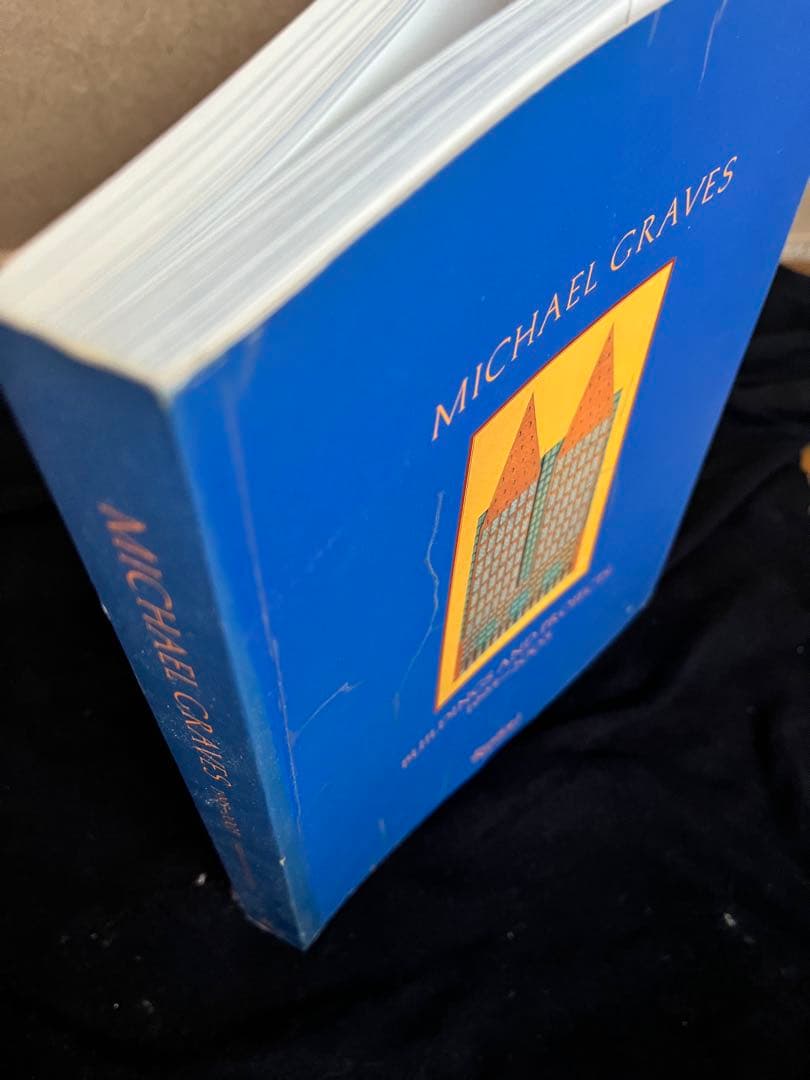 洋書　マイケルグレーブス作品集　建築デザイン