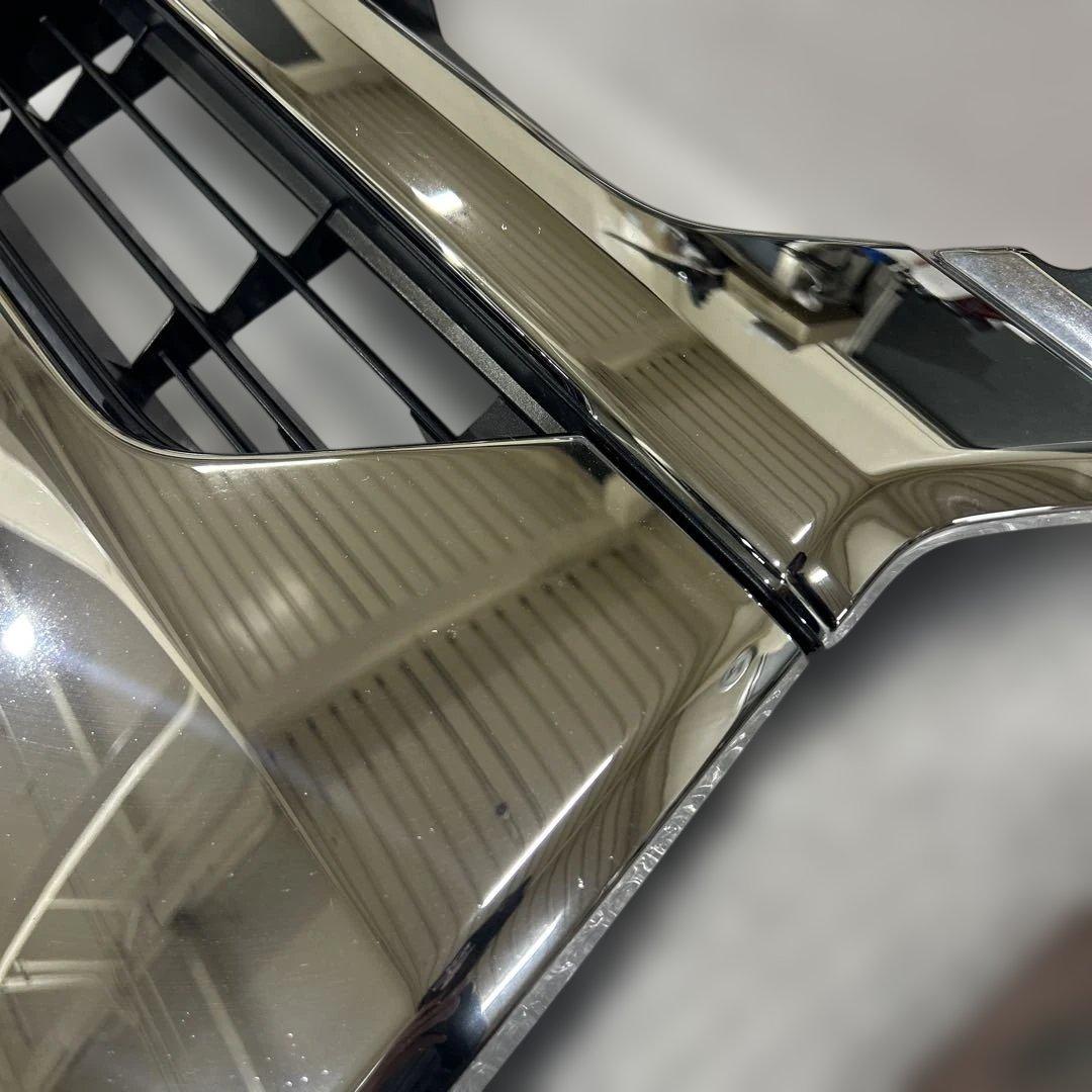 トヨタ　純正　200系　ハイエース　フロントグリル　メッキ