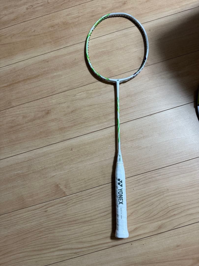 YONEX ASTROX 100 ZZ VA バドミントンラケット 4UG5