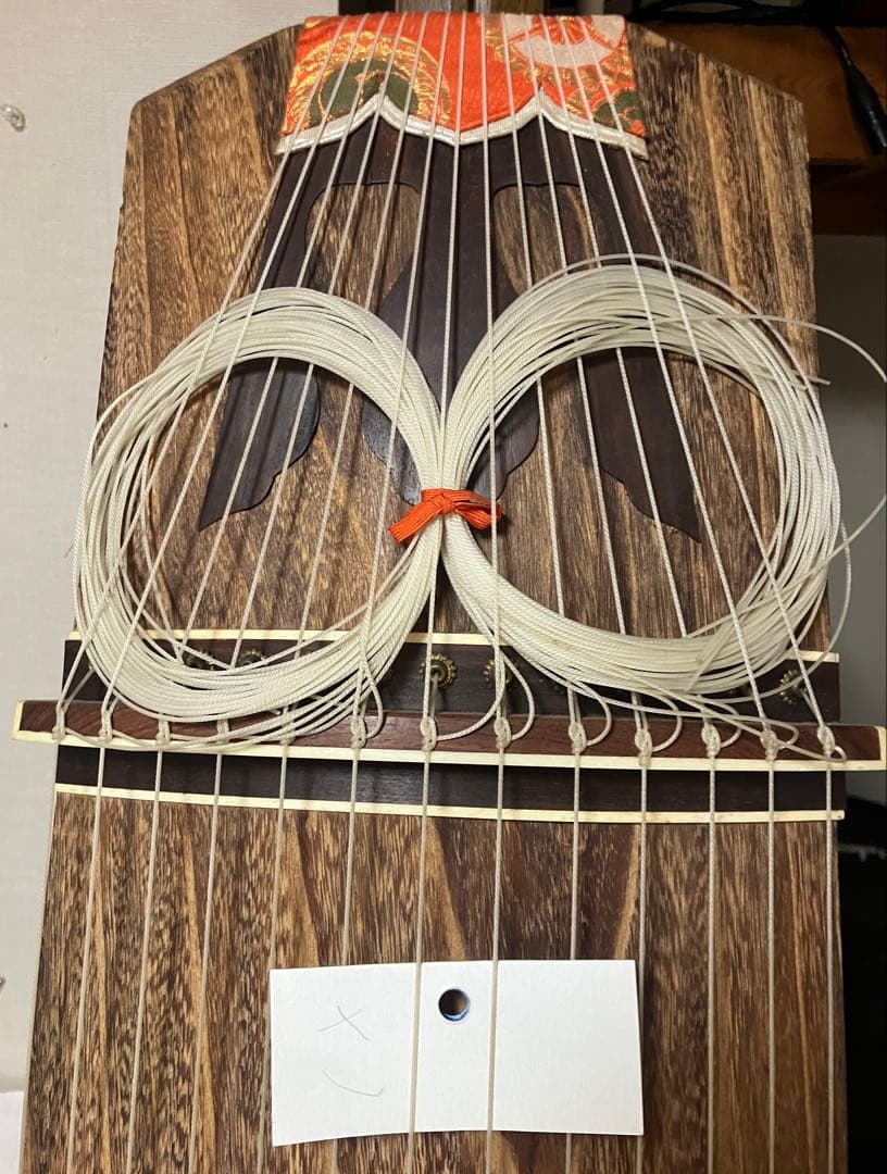 値引き 13弦 筝 並甲 すだれ彫り 甲に琴柱の倒れた跡少ない