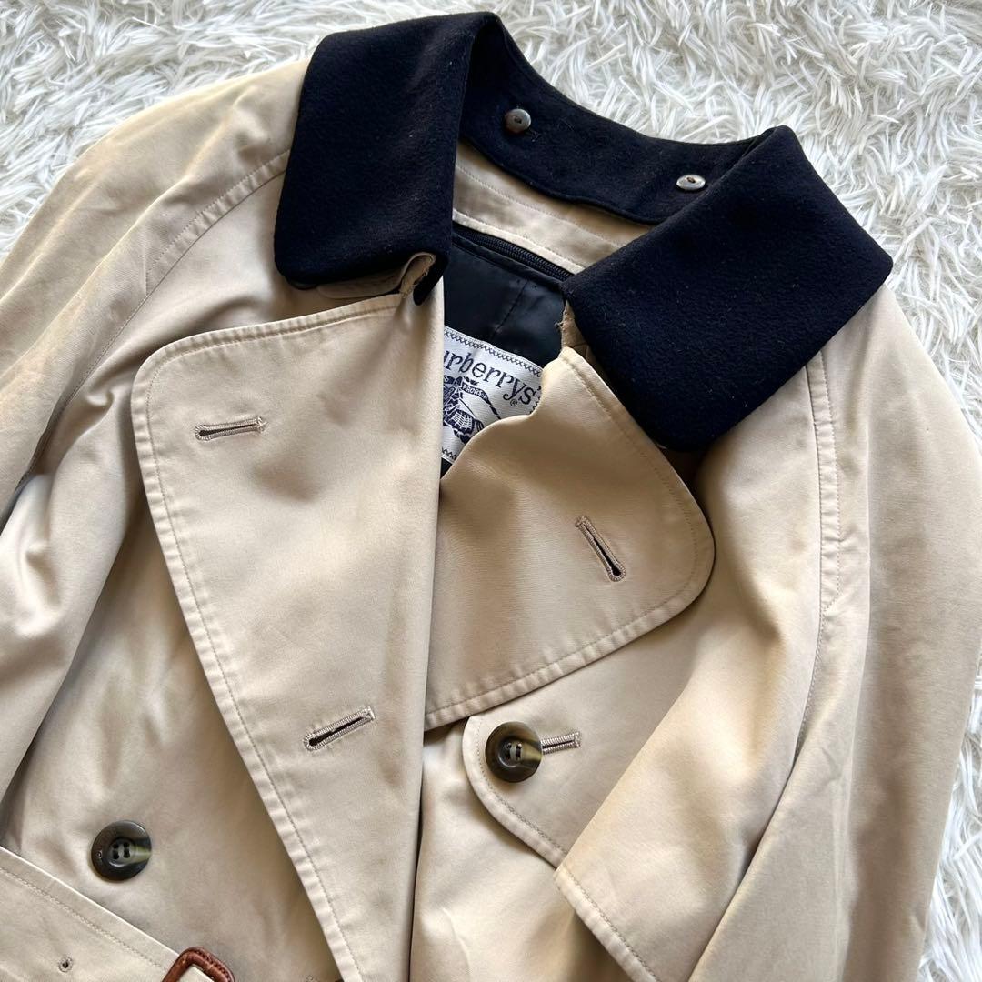 希少デザイン　バーバリー　トレンチコート　襟付き　ライナー　ベルト完備　ベージュ