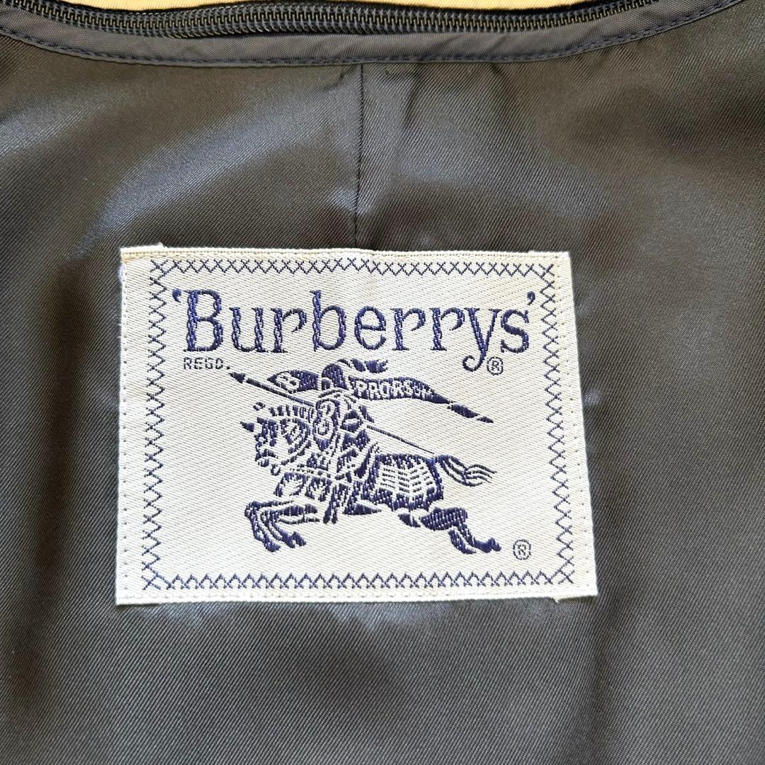 希少デザイン　バーバリー　トレンチコート　襟付き　ライナー　ベルト完備　ベージュ