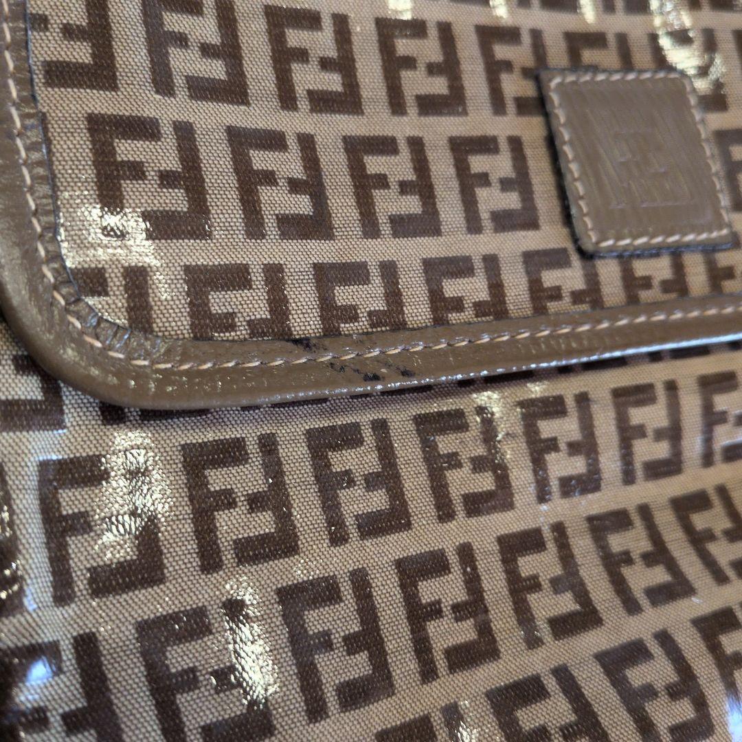 フェンディFENDI ショルダーバッグ ズッカ柄 エナメル