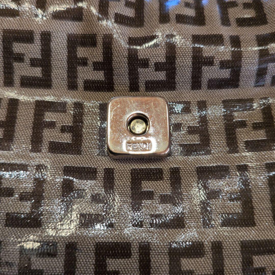 フェンディFENDI ショルダーバッグ ズッカ柄 エナメル