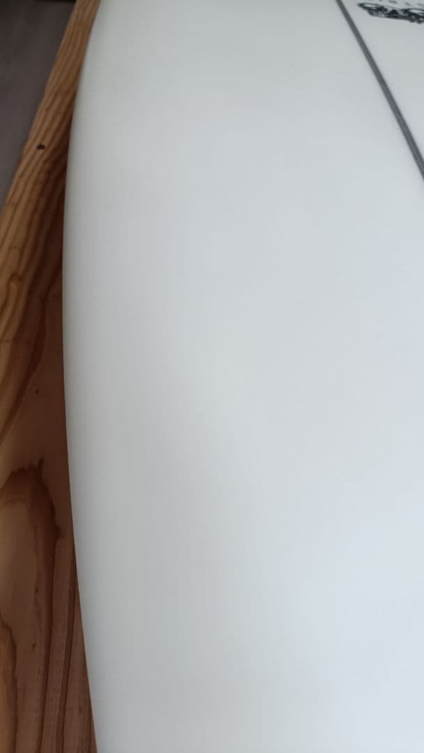 美品　JS MONSTA BOX　6,4 42.4l　湘南にて受け渡し可能