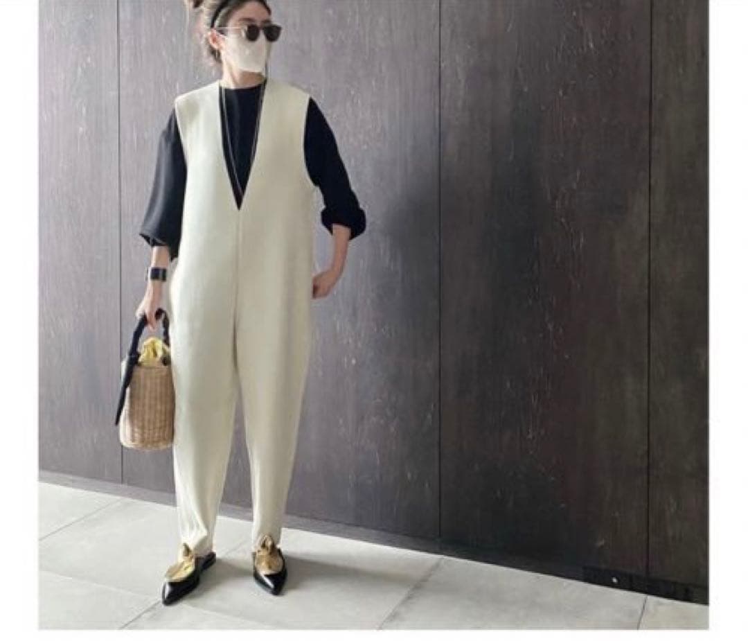 美品★LOHENローヘン2022AWミラノリブニットオールインワン ホワイト38