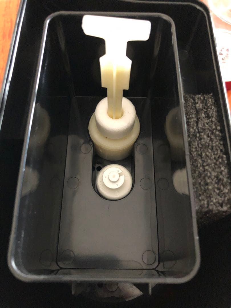 高濃度水素水生成器 ビクトリージャパン　ルルド　Lourdes レッド　赤