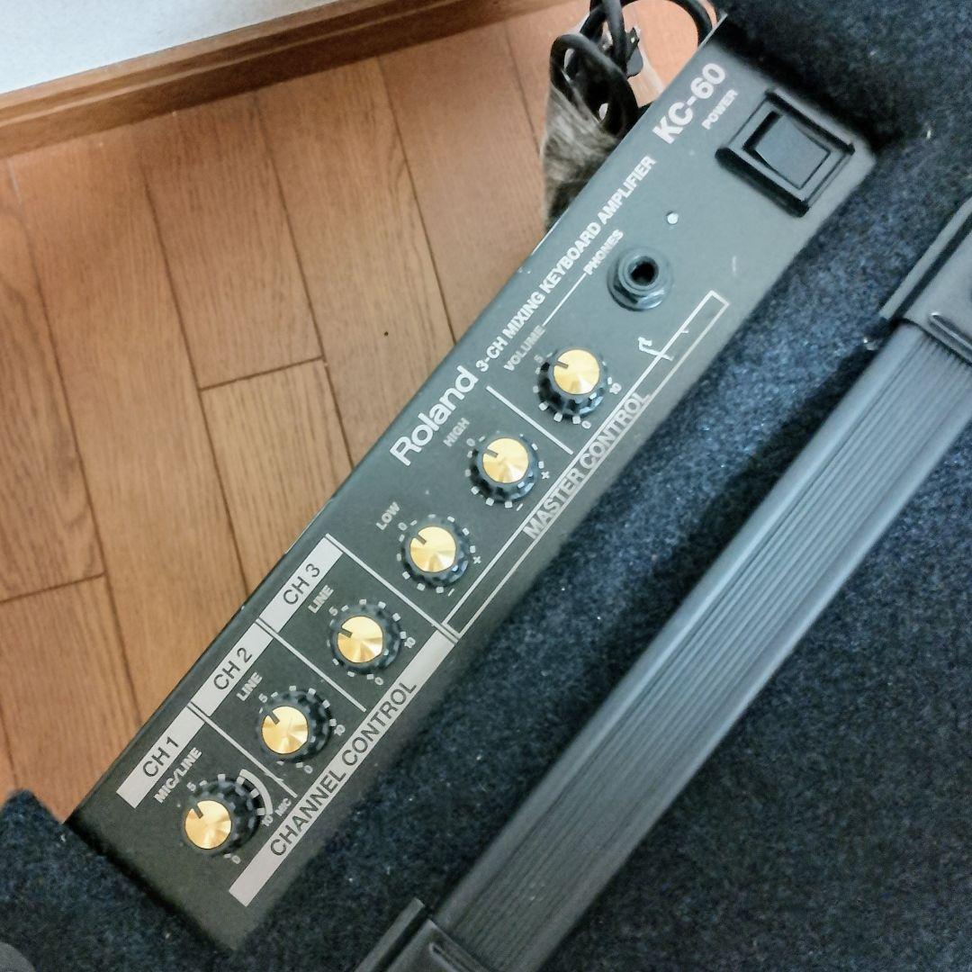 Roland　KC-60　3 Channel Mixing　キーボードアンプ