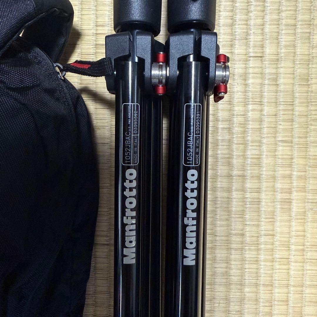 【新品未使用】Manfrotto 1052JBAC 2本 ケース付き