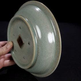 宋代汝窯「清涼寺御用達」篆書折縁洗