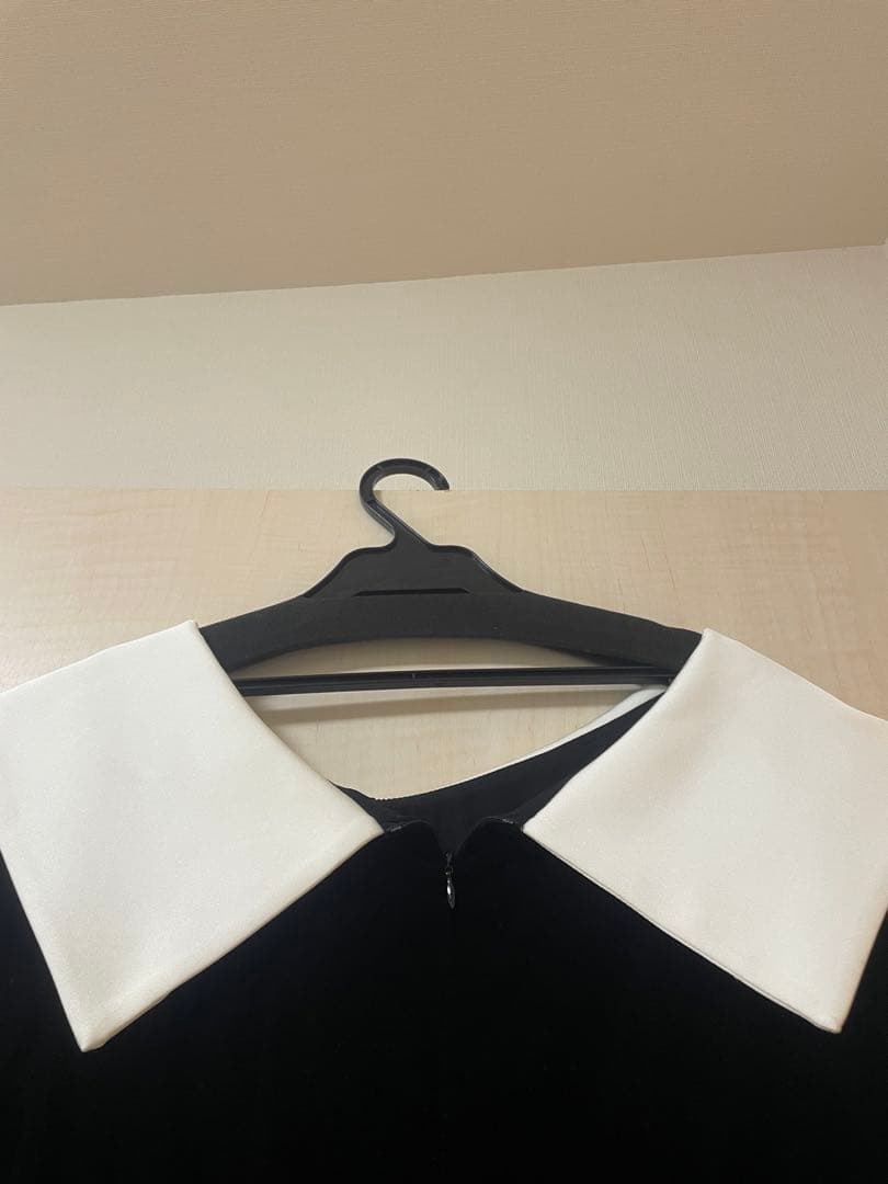 新品【LEJA】配色アシンメトリービッグカラーベロアマーメイドシルエットドレス