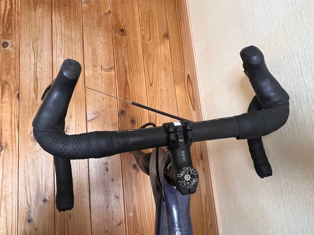 A*R様 ピナレロ ドグマ似 中華フレーム 補修済み お値下げ可能 コンポ抜き