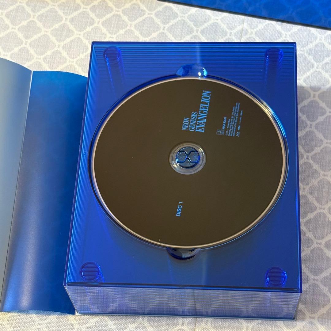 新世紀エヴァンゲリオン Blu-ray BOX〈期間限定生産10枚組〉
