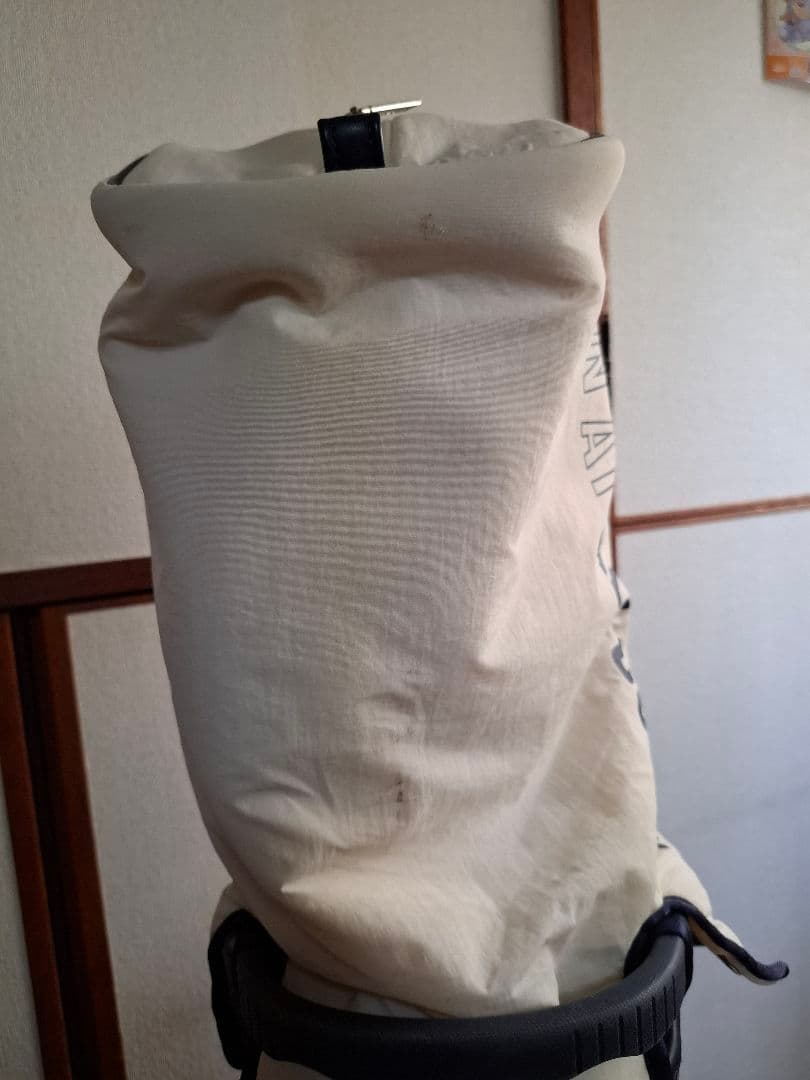 WAAC キャリー付き　ゴルフバッグ・キャディバッグ ホワイト・ネイビー