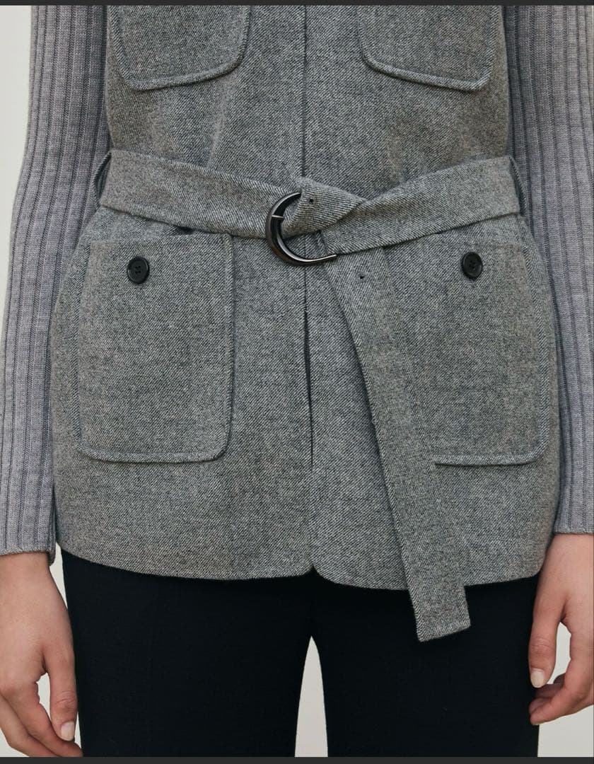 今期　新品未使用　トゥモローランド　DES PRES ベスト　ジレ　ウール