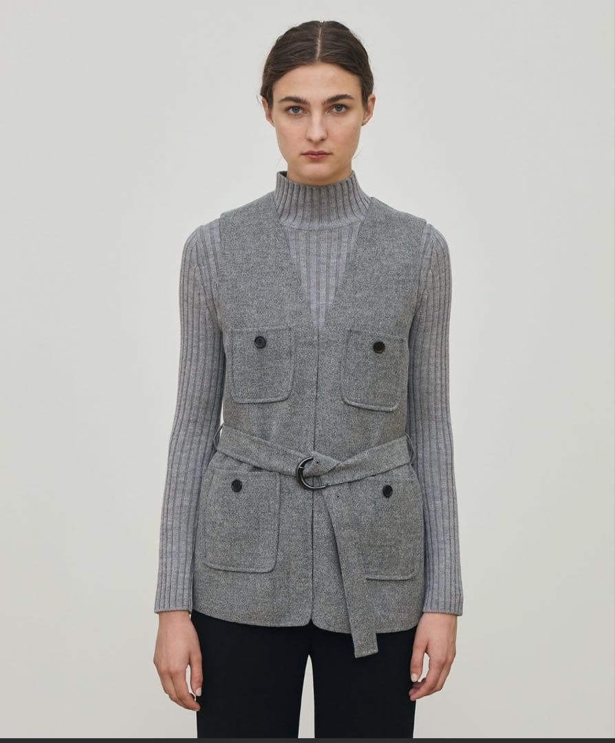 今期　新品未使用　トゥモローランド　DES PRES ベスト　ジレ　ウール