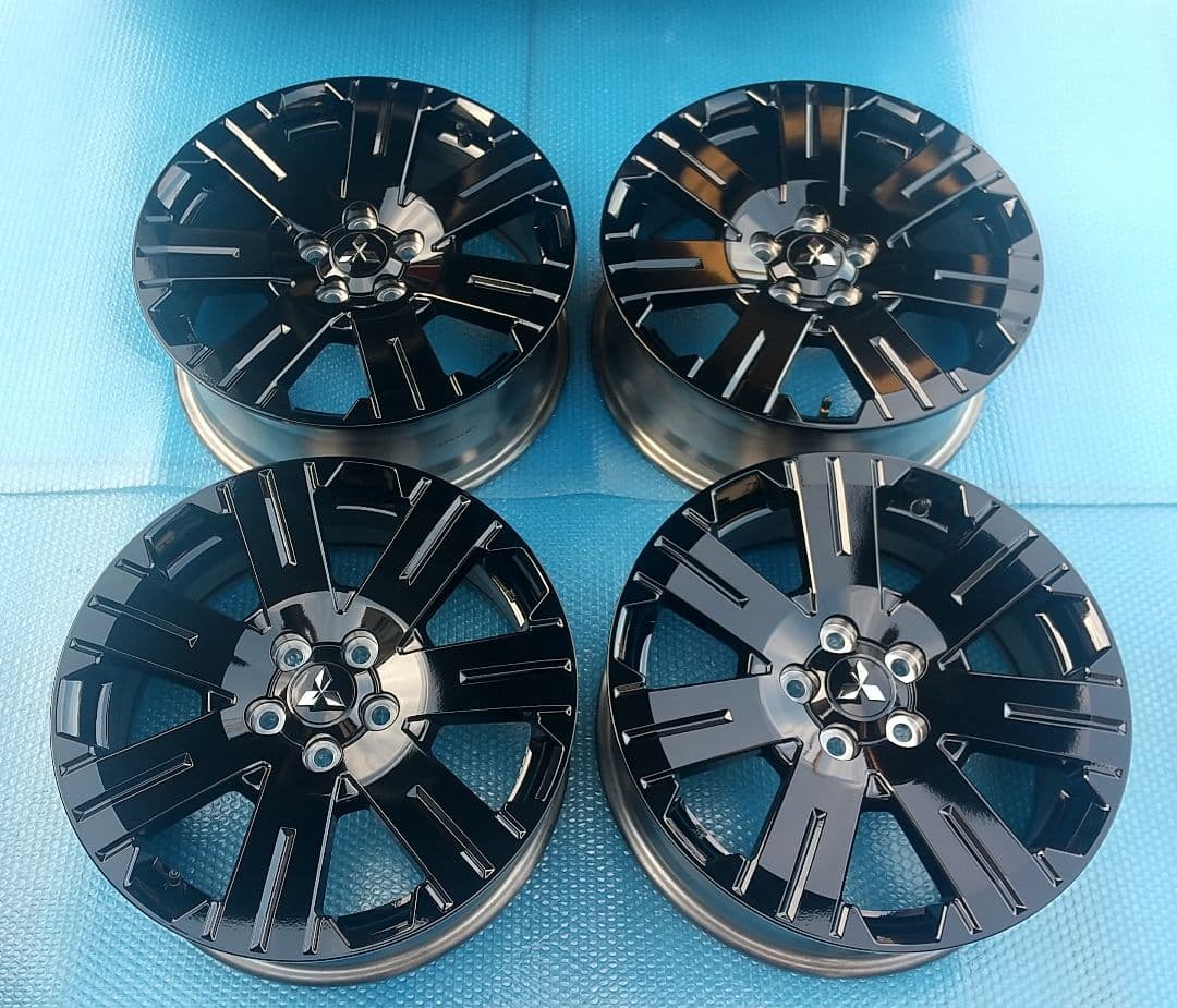 新車外し 傷無し汚れ無しの超極上品 三菱 デリカ 純正 アルミ 4本セット