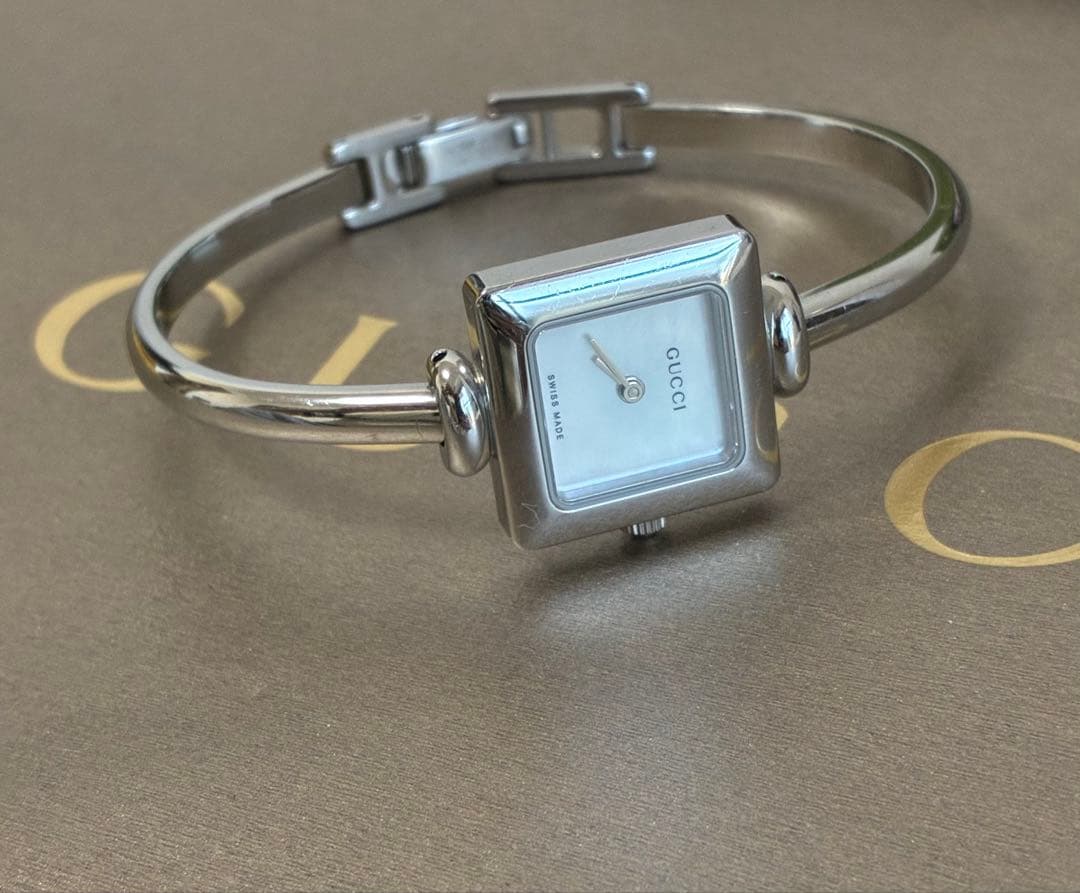 GUCCI 1900L 腕時計(クォーツ)