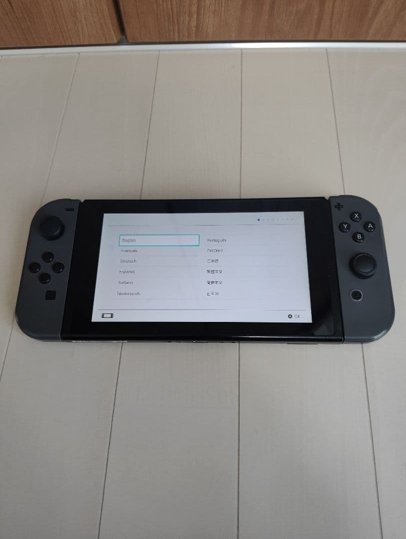 Nintendo Switch 本体　グレー