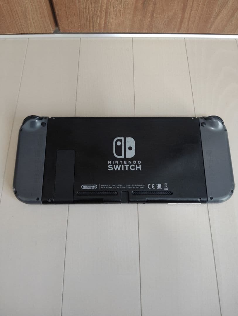 Nintendo Switch 本体　グレー