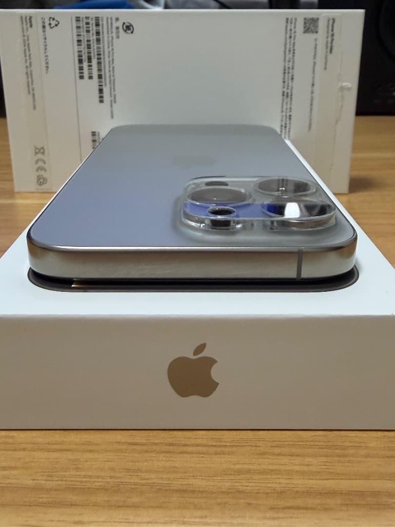 美品 iPhone 16 Pro Max バッテリー最大容量100% 256GB