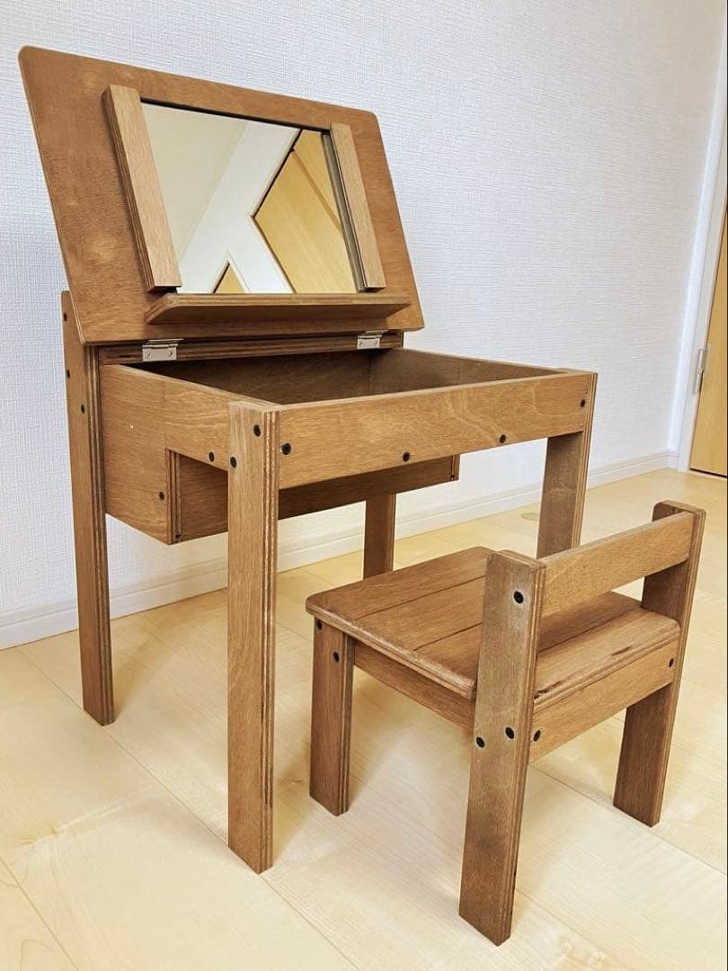 ミニドレッサー　キッズチェア　子供用　おままごと　いす　お祝い　ハンドメイド