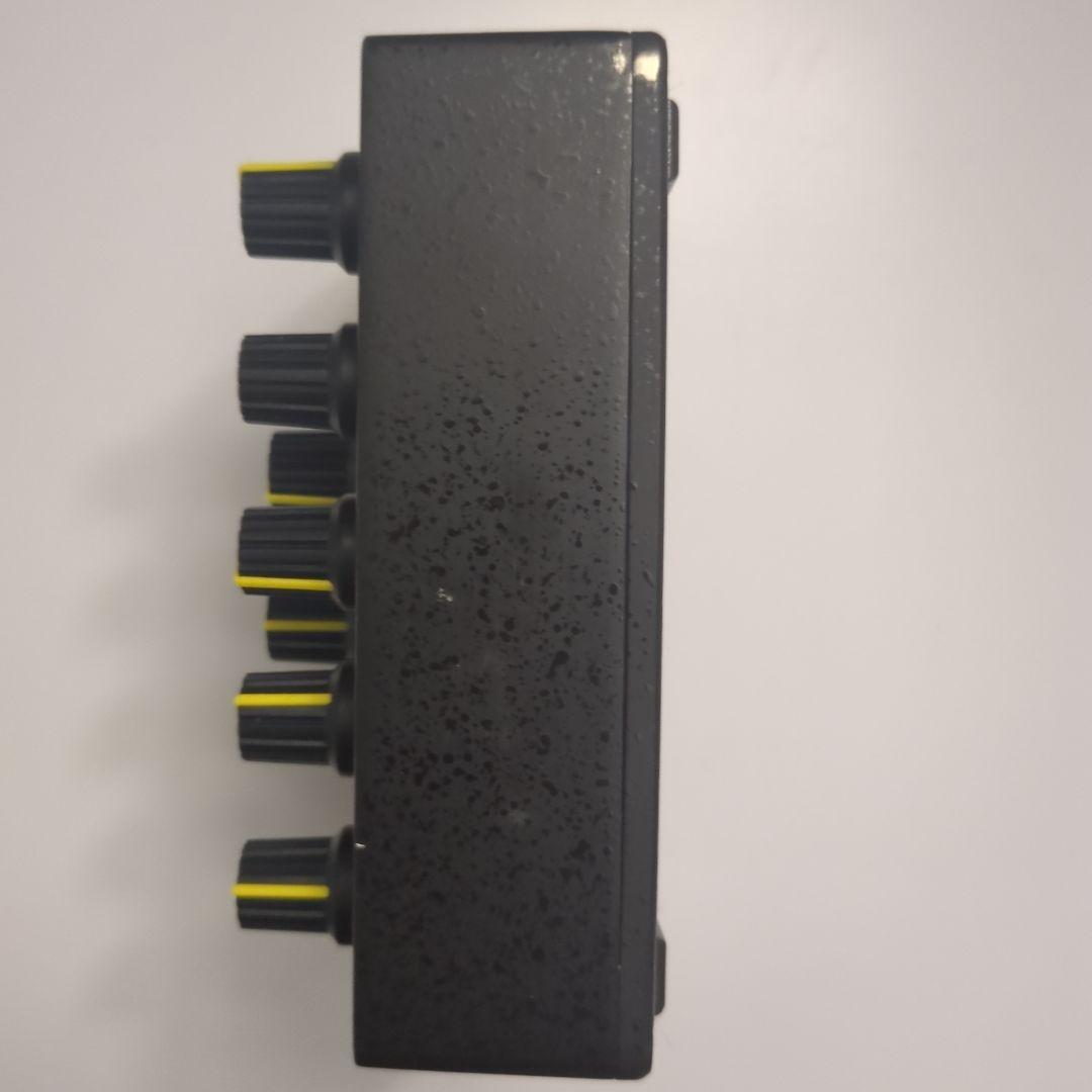 ベース TECH21 Sansamp Bass D DI V2