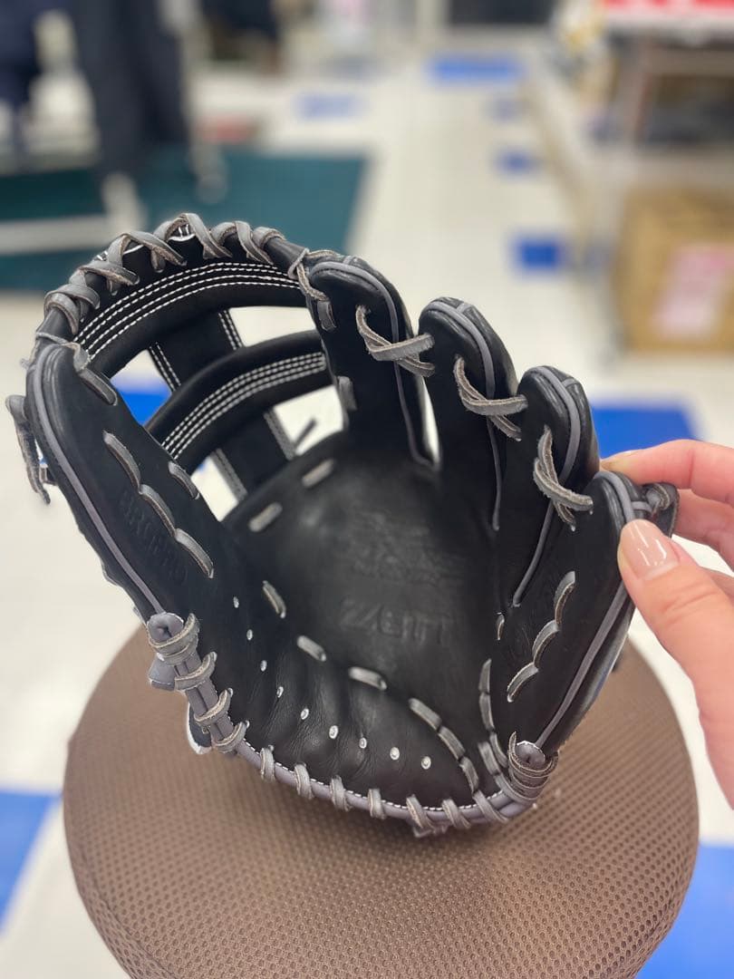 ZETT 軟式グローブ 内野手用