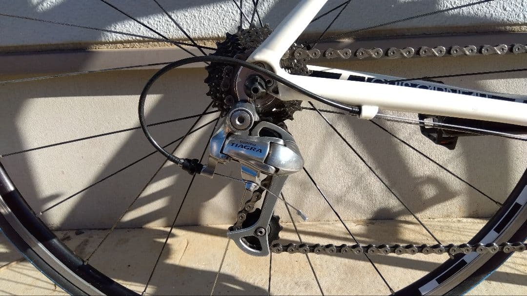 【整備済み】ルイガノ　CTR　2×9速　ロードバイク 700C　タイヤ・サドル黒