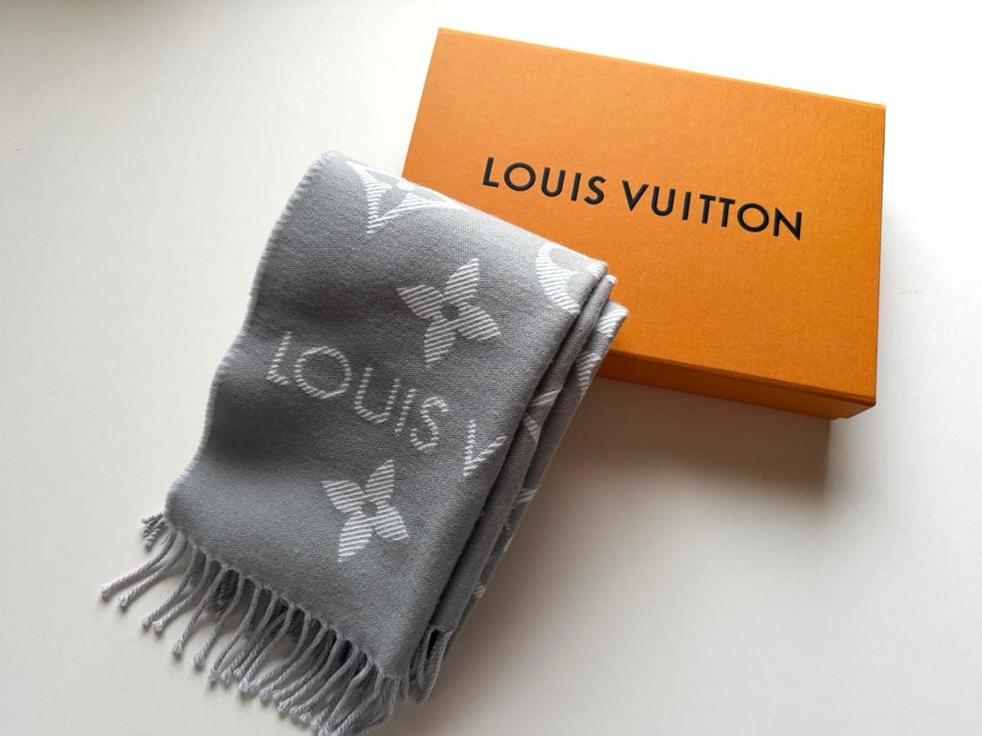 M77727 LOUIS VUITTON マフラー LV エセンシャル