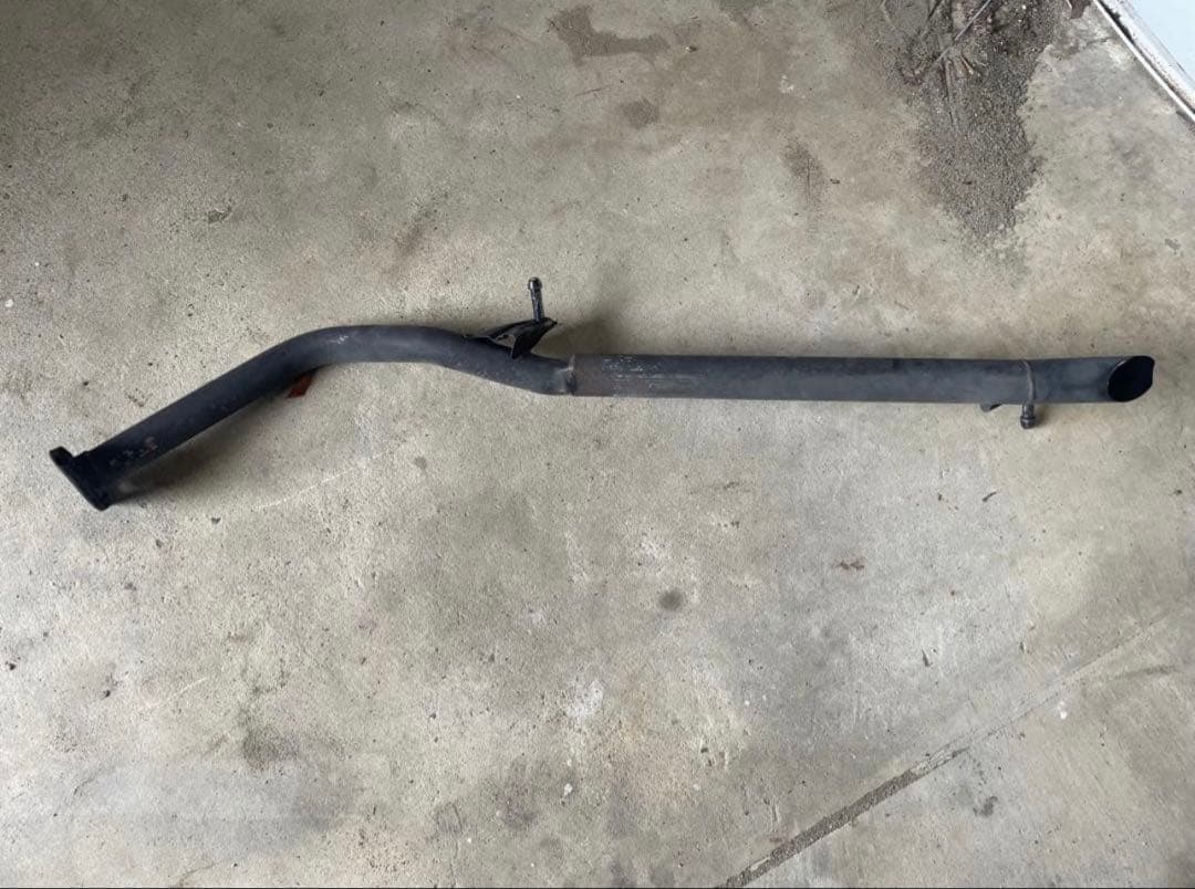 30プリウス　マフラー