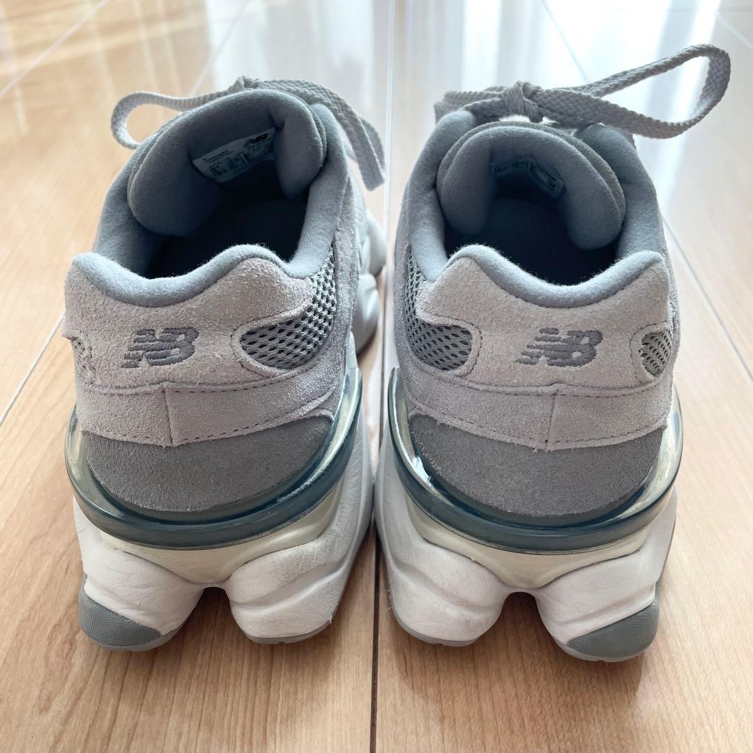 【美品】ニューバランス 9060 (U9060ERD) 24.5 グレー