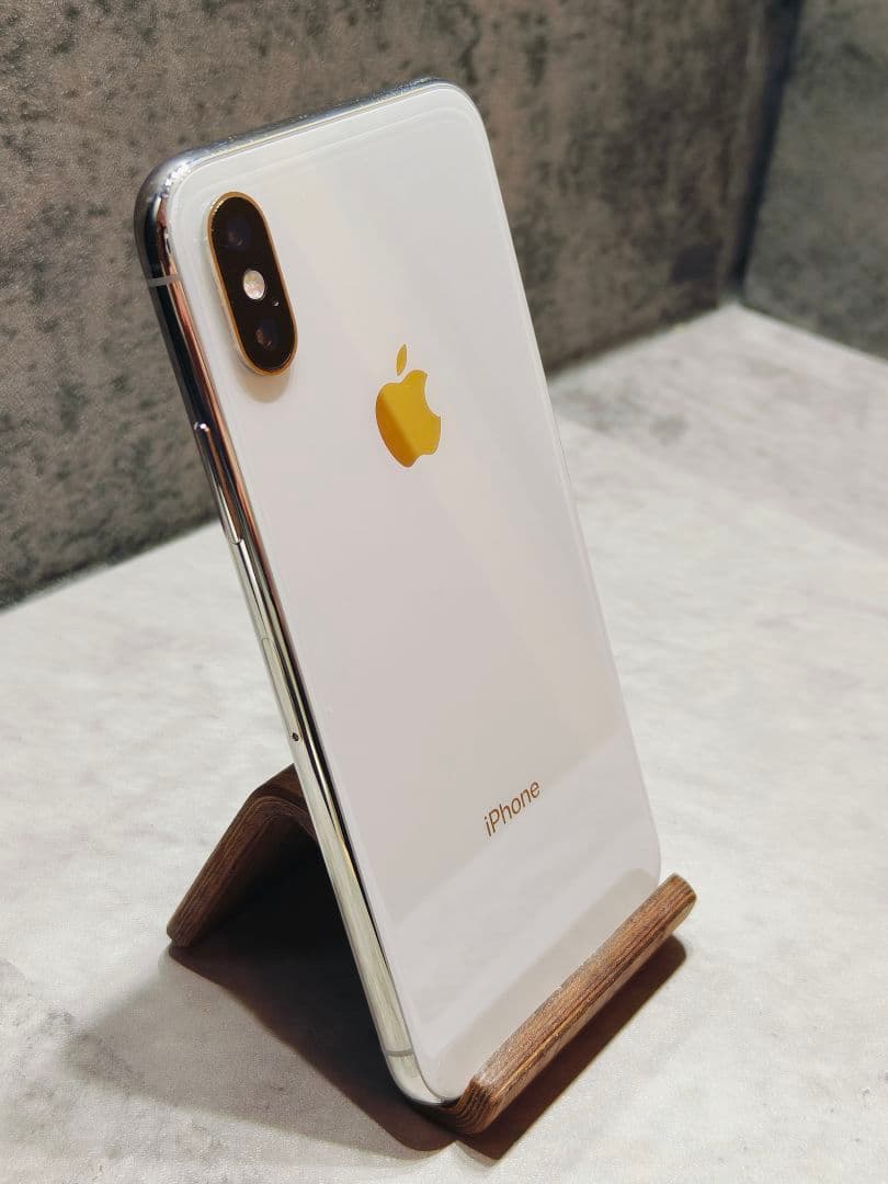 iPhone X 64GB SIMフリー スマホ