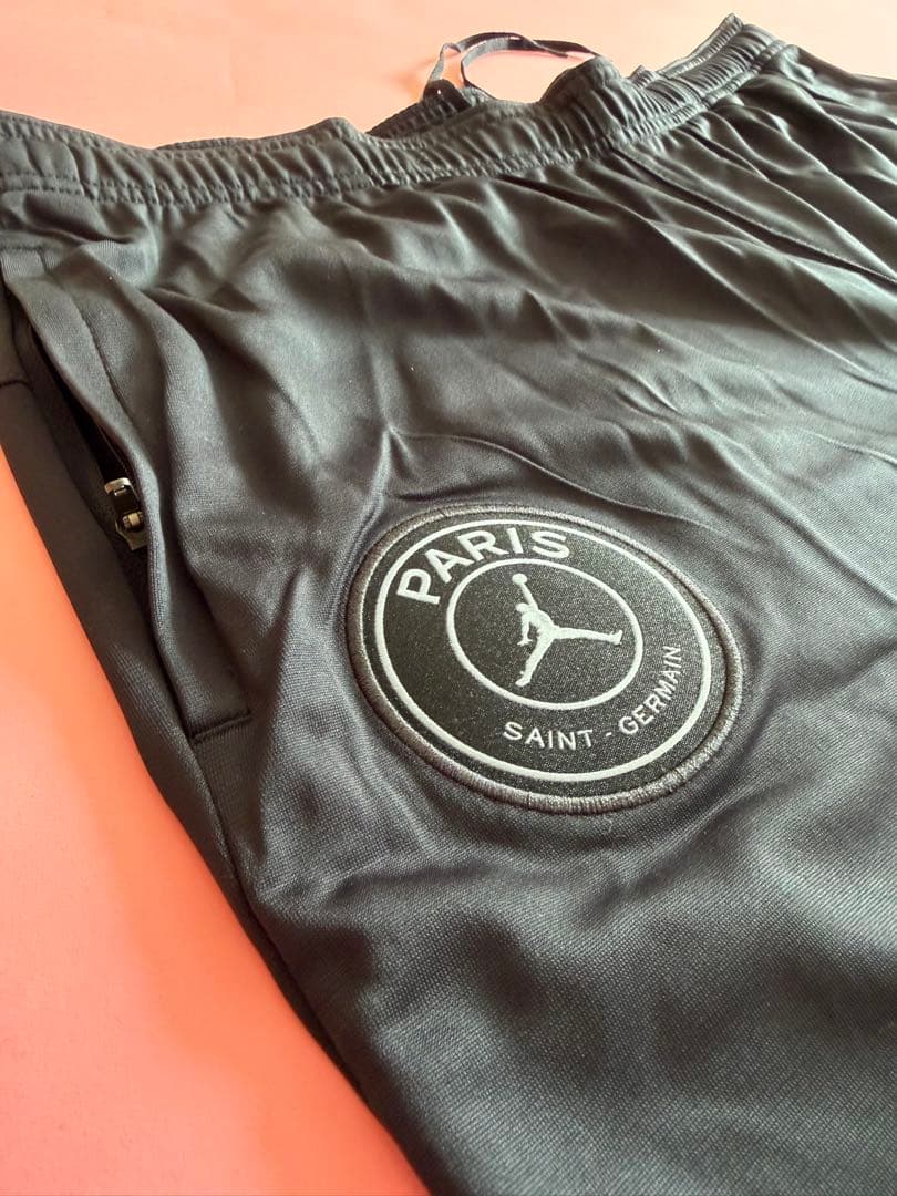 【新品タグ付】PSG × AIRJORDAN トラックジャケット セットアップ黒