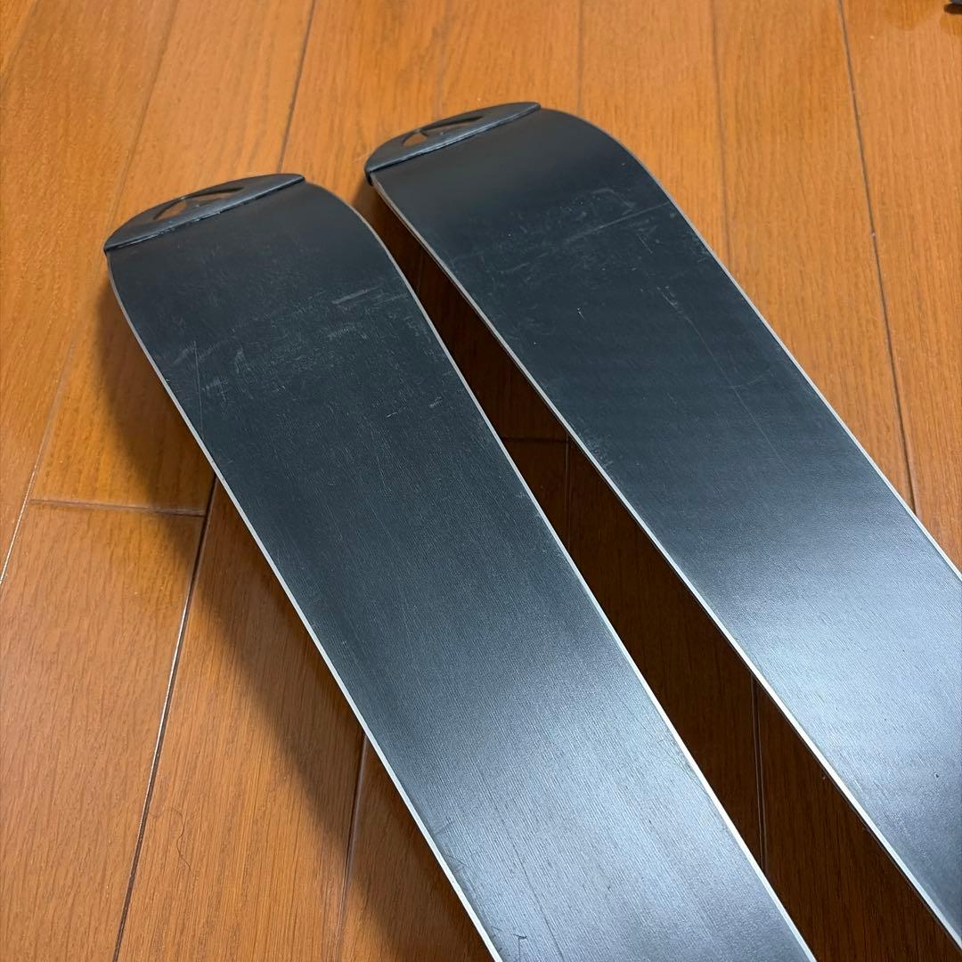 アトミック スキー板 C-9 Beta Carv + サロモン ストック付き