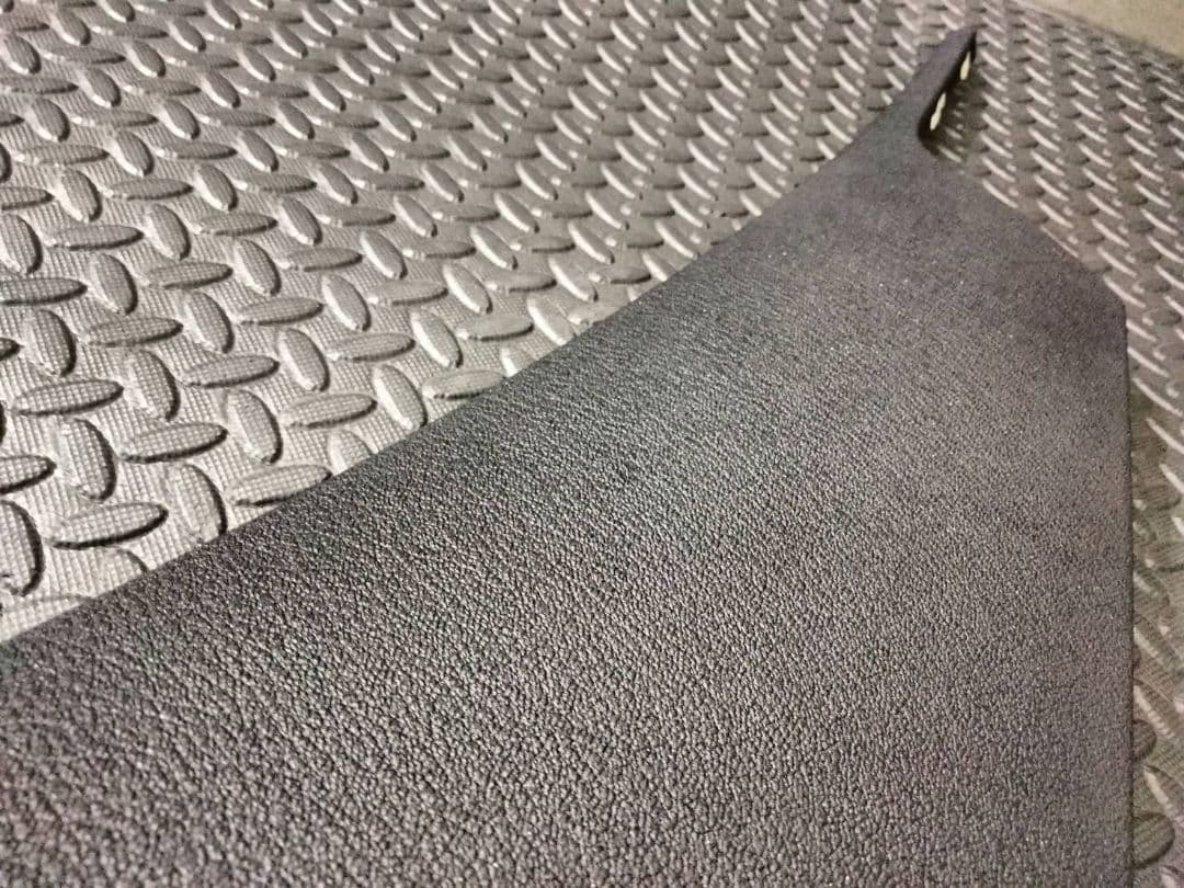 希少  e89 z4 インテリアパネル シルバー 35i 右ハンドル用