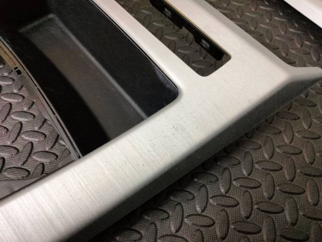 希少  e89 z4 インテリアパネル シルバー 35i 右ハンドル用