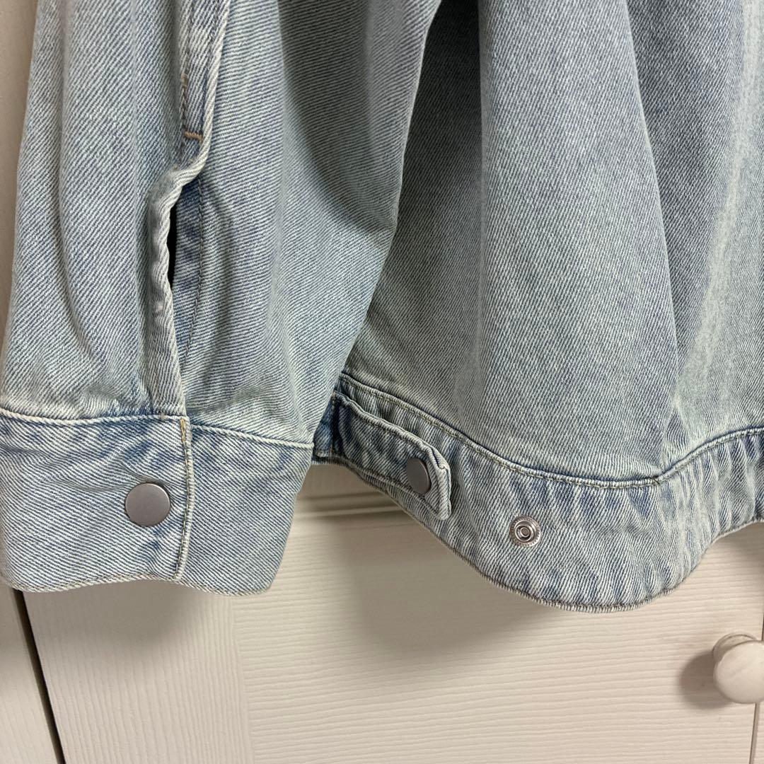 阿部礼子さん着用　オーバーサイズデニムジャケット ライトブルー