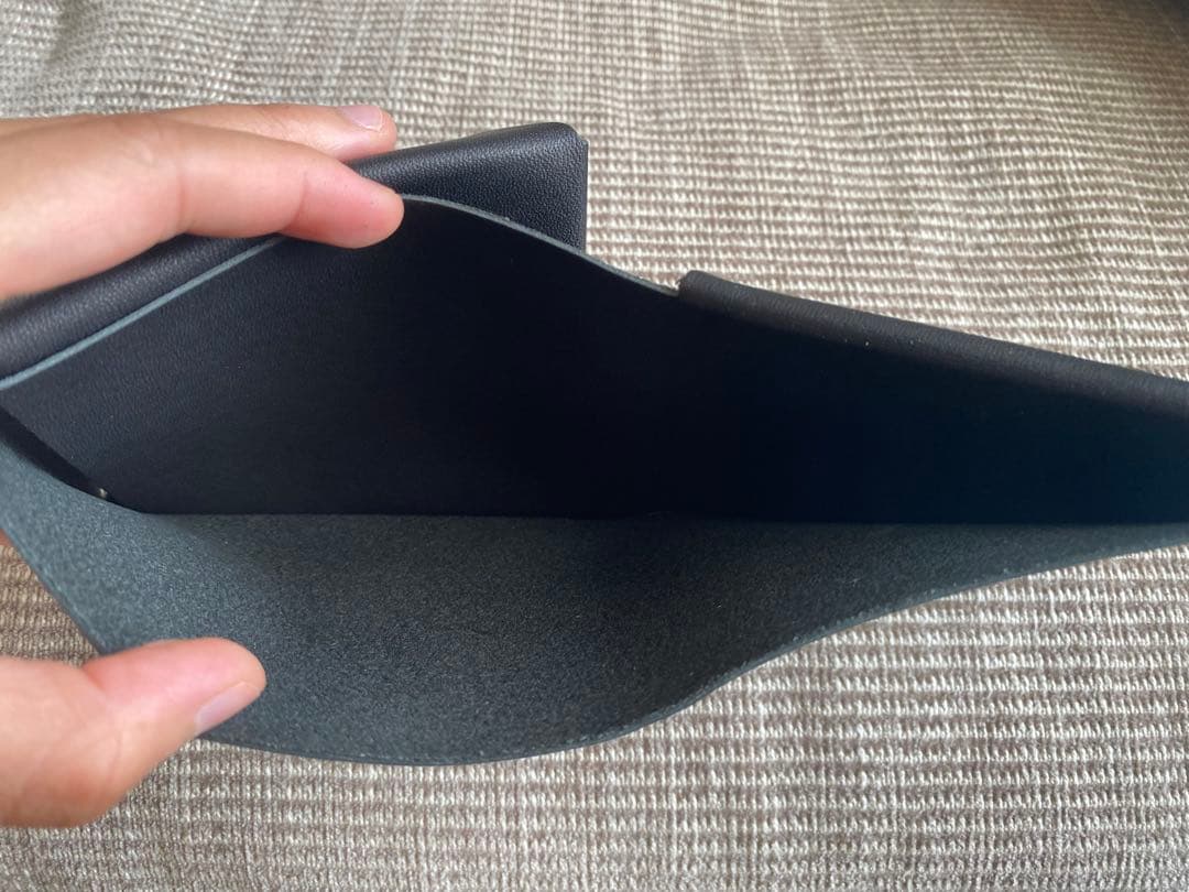 イロセ　 コンパクト財布 黒