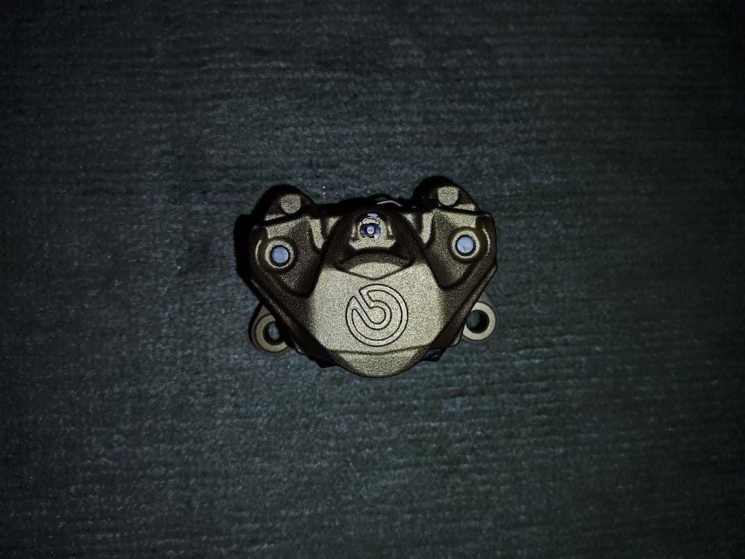 Bee styleさん専用ブレンボP2-RS84 2P