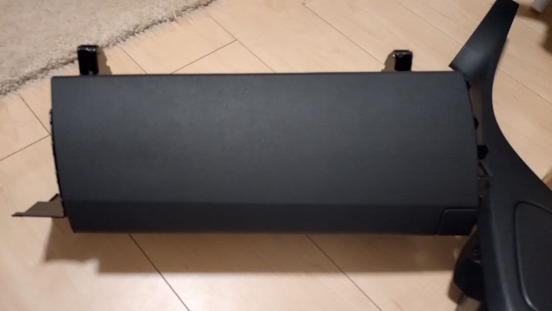 30プリウスエアコン口左右 センターパネル　グローブボックス　ブラック